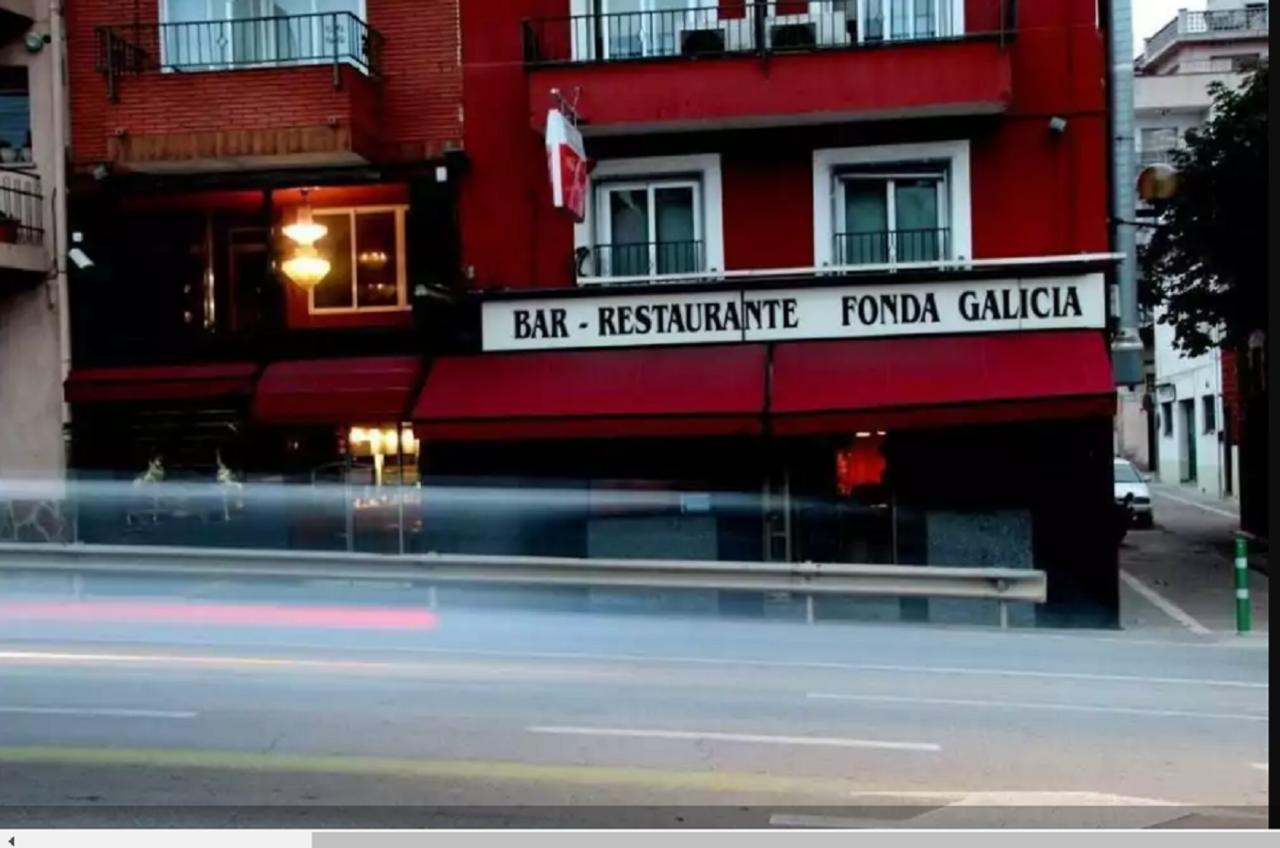 Hostal Fonda Galicia Hotel Cardedeu Exterior foto